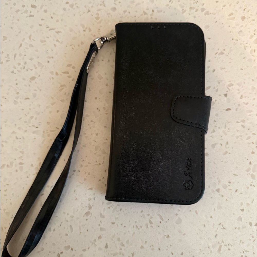 Black Phone Wallet Case with Strap for iPhone 14pro